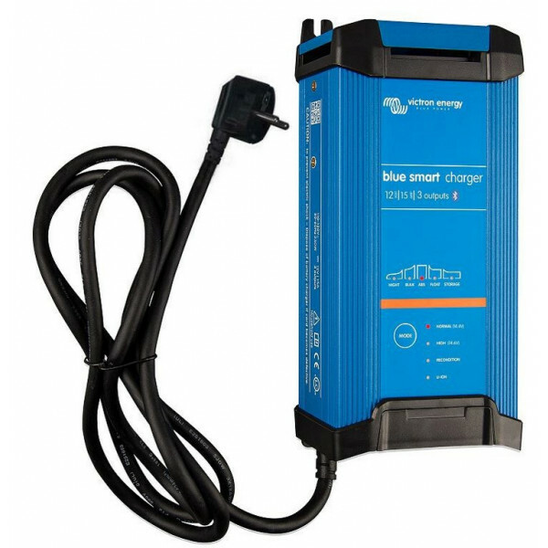 Blue Smart IP22 Charger 12/15 (3)