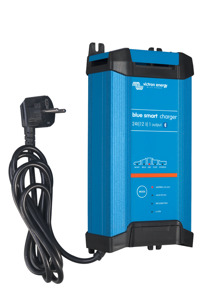 Blue Smart IP22 Charger 24/12 (1)