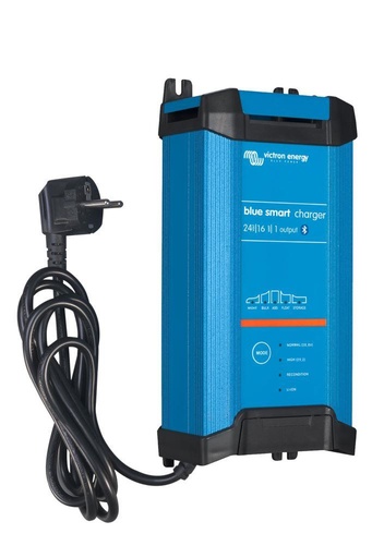 [VIBPC241647002] Blue Smart IP22 Charger 24/16 (1)